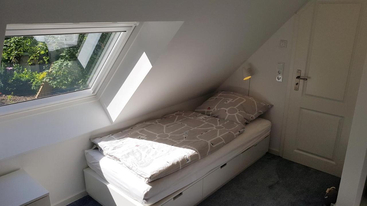 Ferienhaus An Der Nordsee - Familienfreundlich, Gut Ausgestattet & Viel Platz Butjadingen Bagian luar foto
